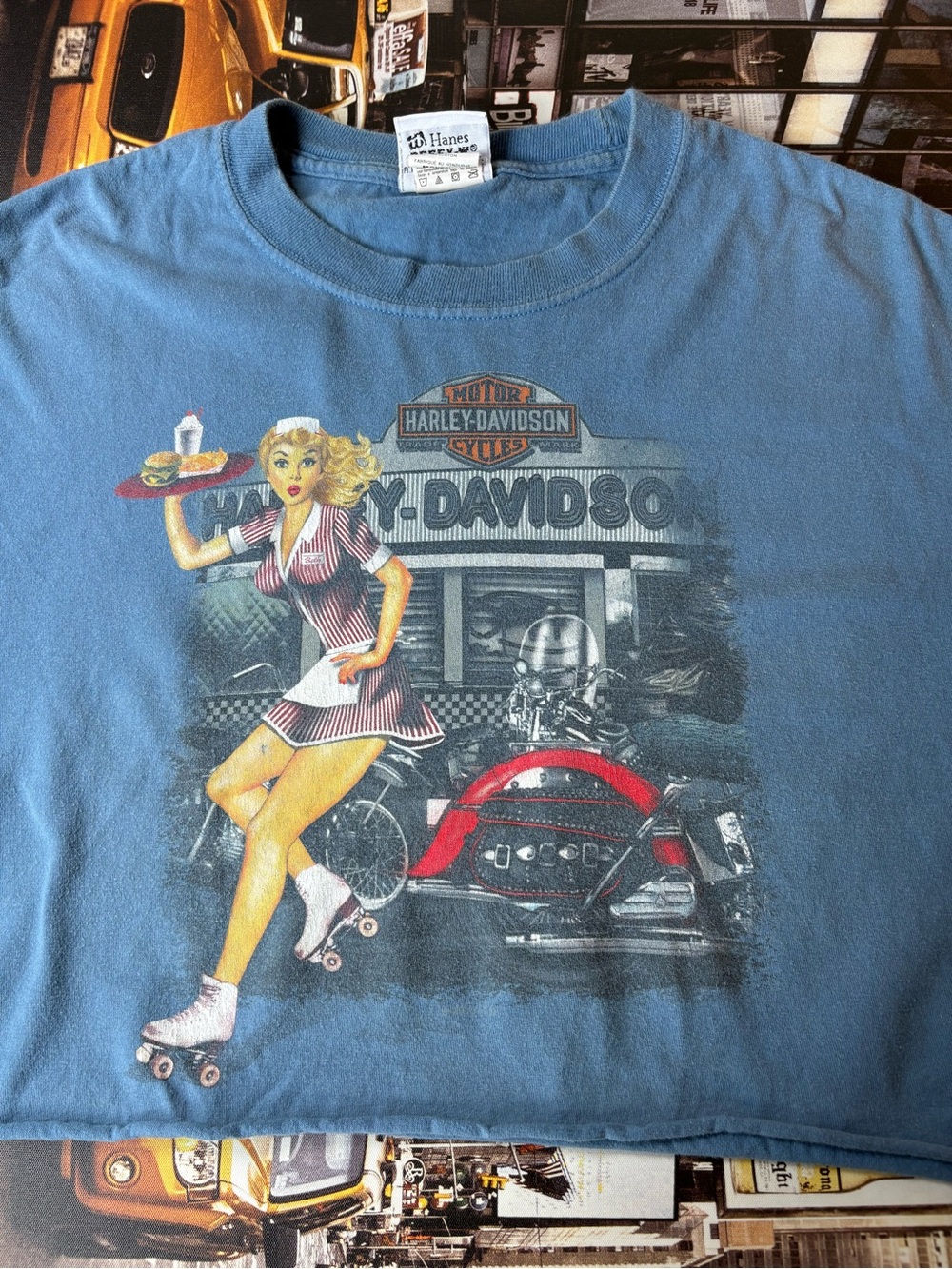 Vintage Cropped Harley-Davidson Blue Tee with Retro Roller Diner Graphic